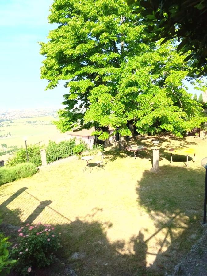 Residenza Messer Pajola Assisi Kültér fotó